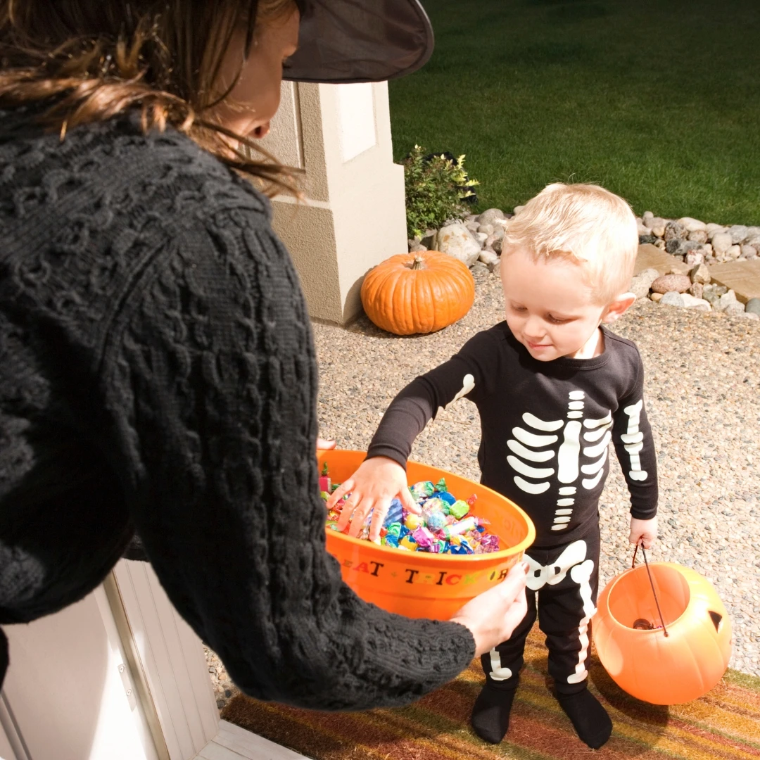 Tradiciones Halloween Holanda truco o trato en calles de Amsterdam