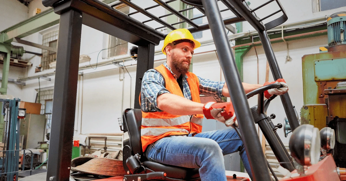 Operarios de producción trabajando en Holanda